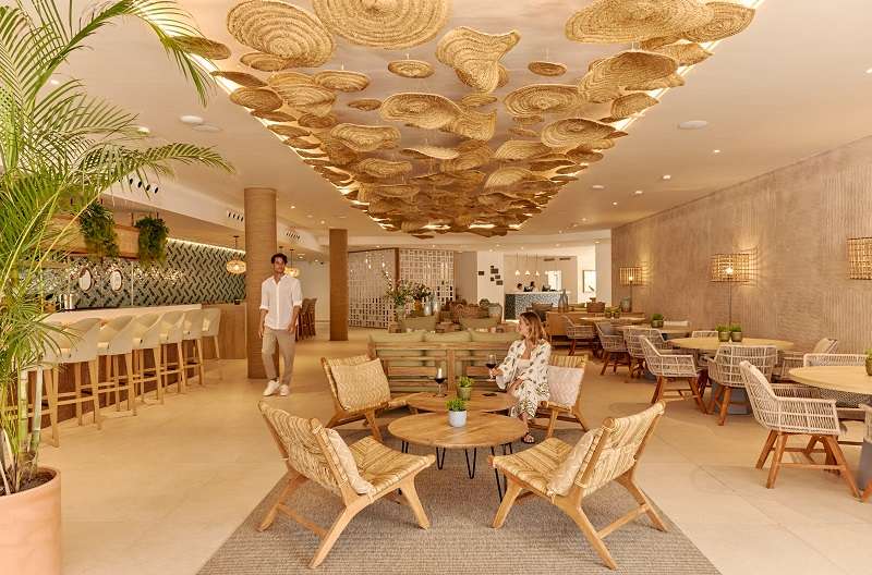 Cala San Miguel Resort se ha propuesto elevar la más auténtica y ancestral experiencia ibicenca a un nivel cinco estrellas