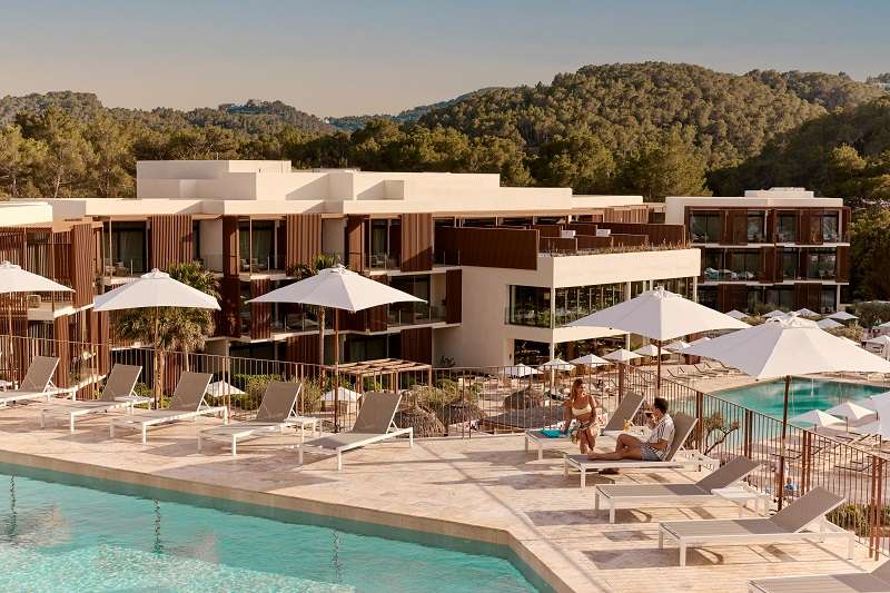 Cala San Miguel Resort, la esencia del norte de Ibiza